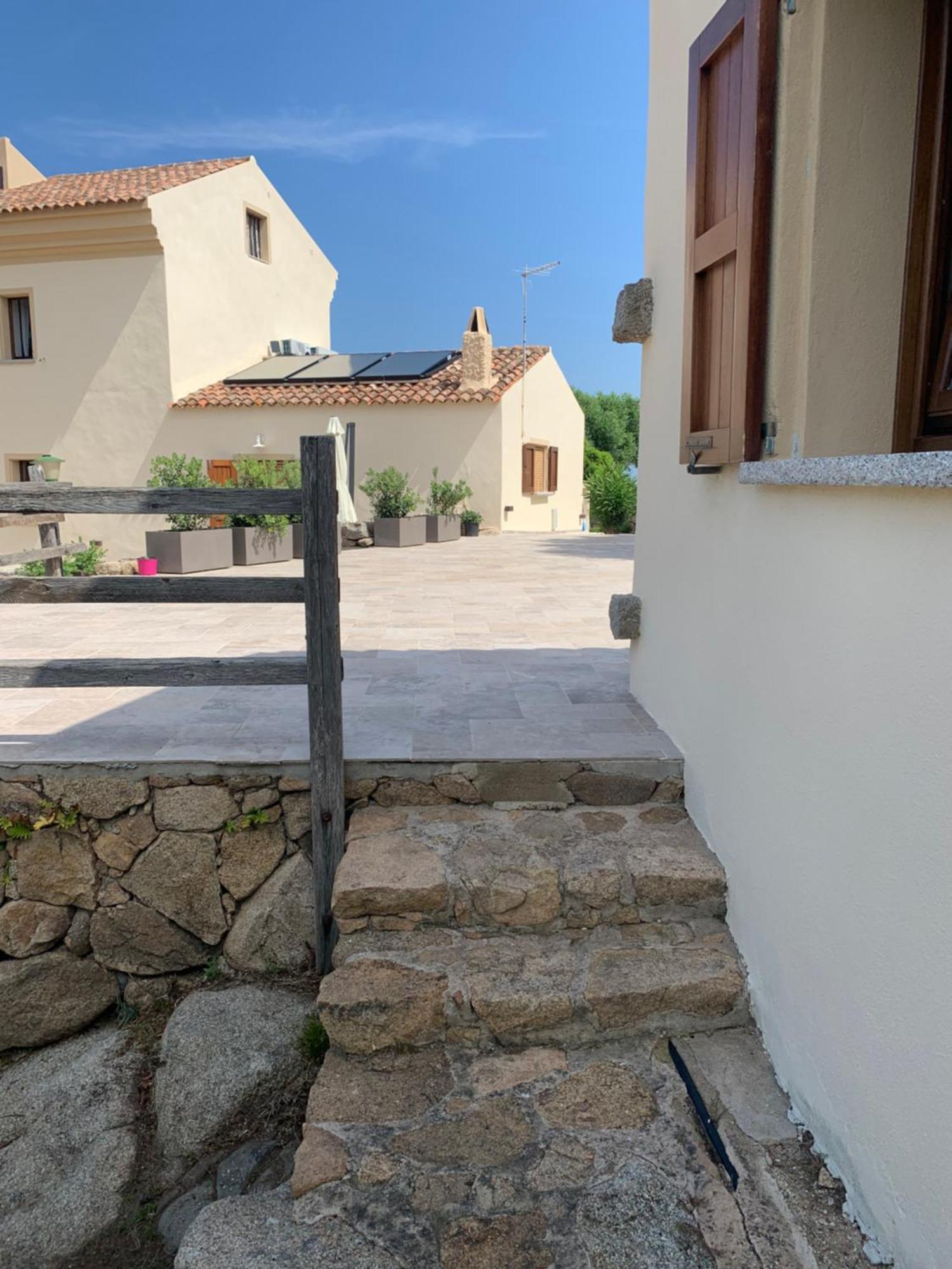 Stazzu Nuraghe Mannucciu Guest House Рена Майоре Екстериор снимка