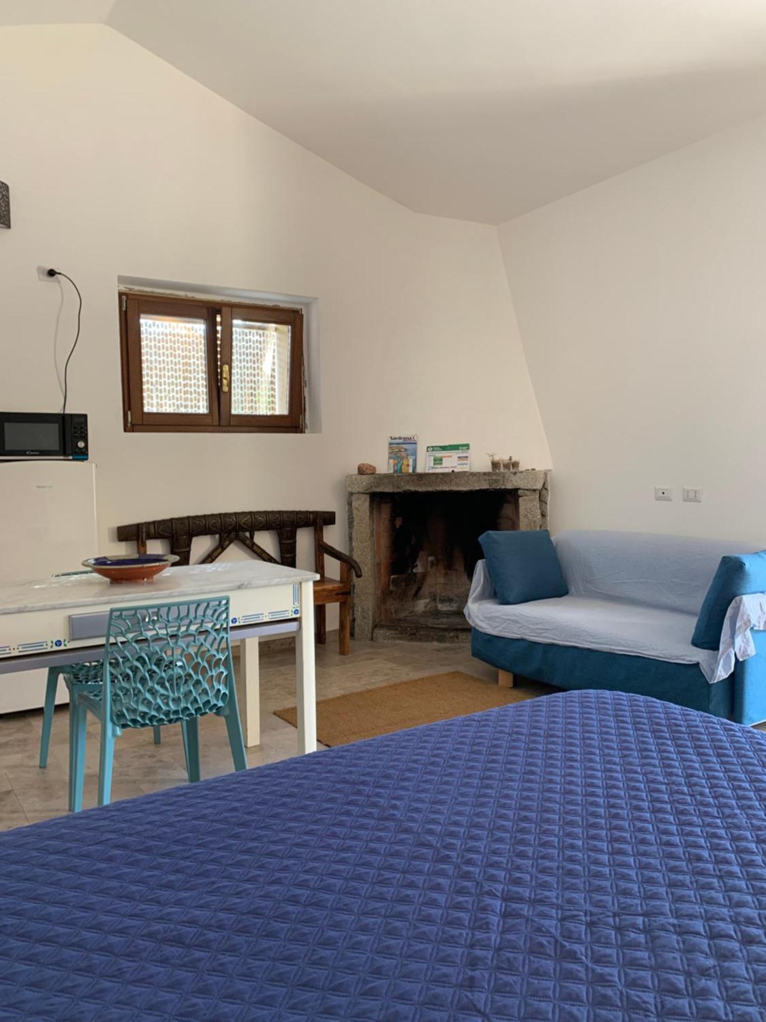 Stazzu Nuraghe Mannucciu Guest House Рена Майоре Екстериор снимка